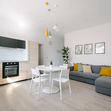 Apartment Fresh - Parking Included *
